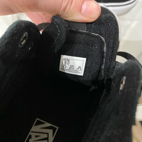 Filmore HI men’s vans - Picture 9 of 11